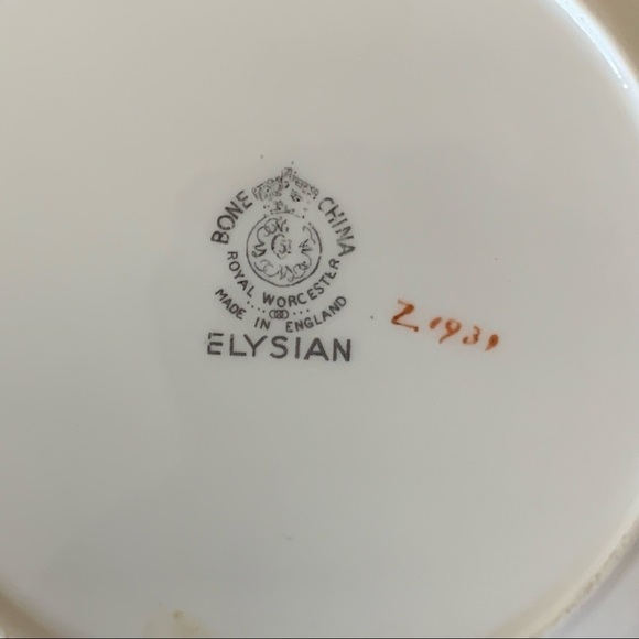 Floral Salad Plates - Picture 3 of 5